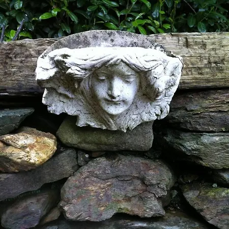 The Old Coach House 4* Avoca