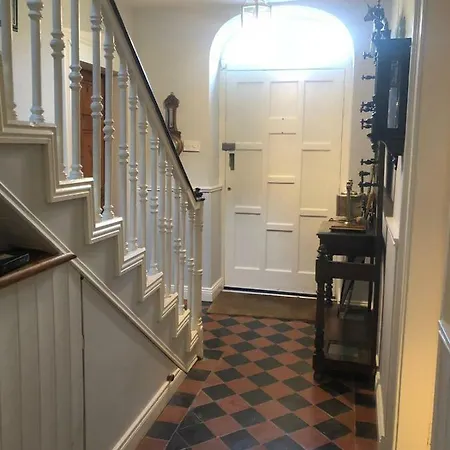 The Old Coach House Pensionat Avoca