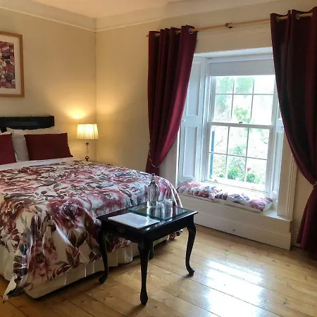 The Old Coach House Pensionat Avoca