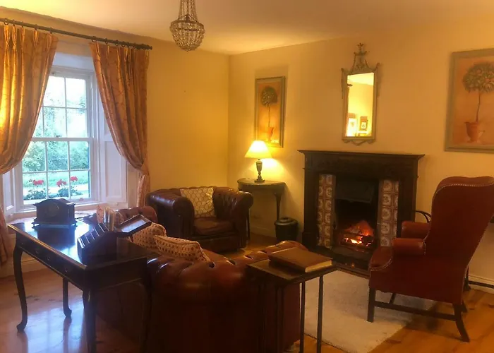 The Old Coach House 4*