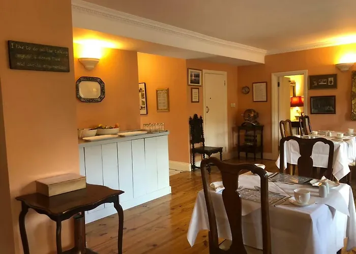 The Old Coach House 4*